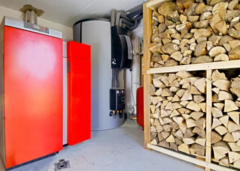 MAREK WIŚNIEWSKI HEATING TECHNOLOGY MASTERS, Kocioł na biomasę