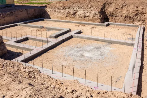 GĄTAREK SŁAWOMIR SERWIS BUD, Płyta fundamentowa, fundamenty